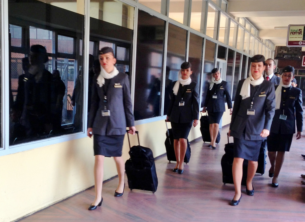 Requisitos para convertirte en auxiliar de vuelo de primera&nbsp;clase