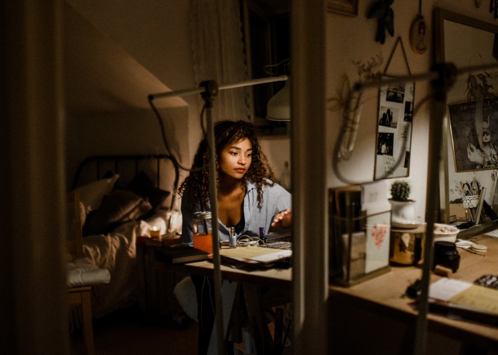 Aprende a trabajar desde casa con profesionalismo